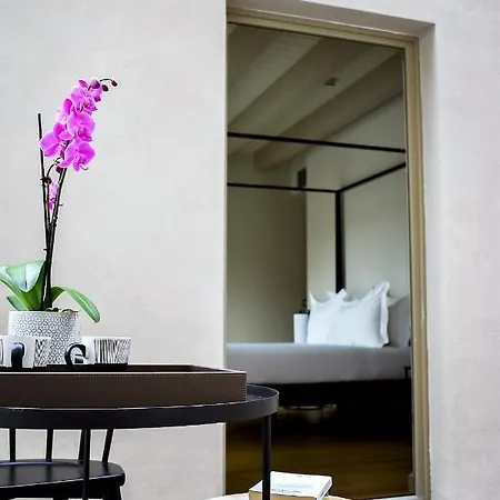 Opera35 Boutique 4*