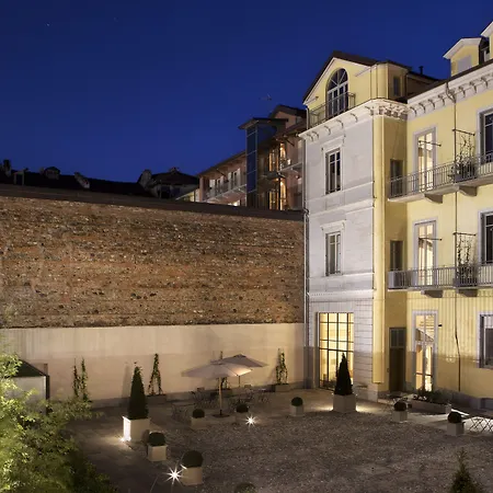 Opera35 Boutique 4*