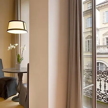 Opera35 Boutique Hotel 4*