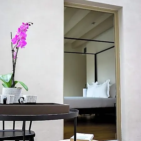 Opera35 Boutique Hotell