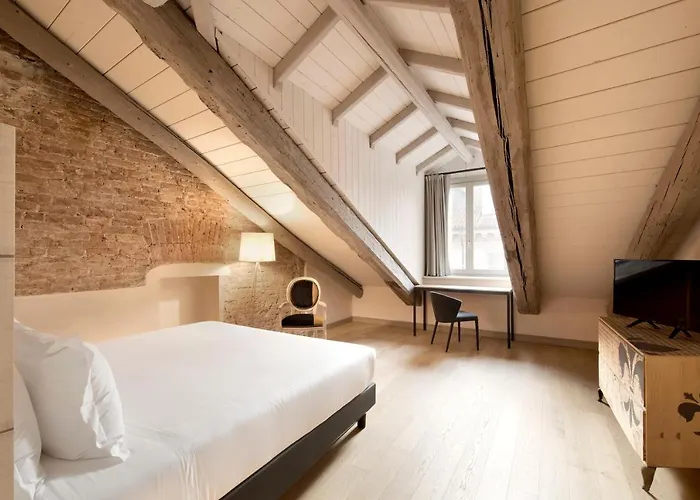 Opera35 Boutique فندق