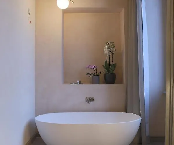 Opera35 Boutique فندق 4*