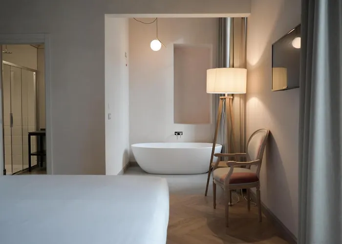 Opera35 Boutique فندق 4*