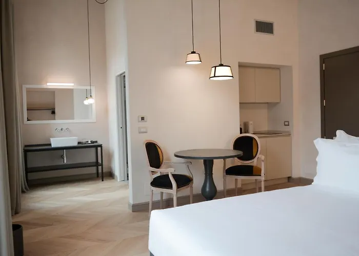 Opera35 Boutique Hotel 4*