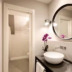 فندق Opera35 Boutique 4*