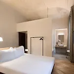 فندق Opera35 Boutique 4*