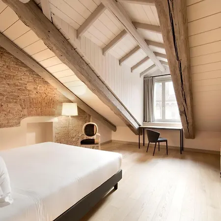 Opera35 Suite&studio Hotel