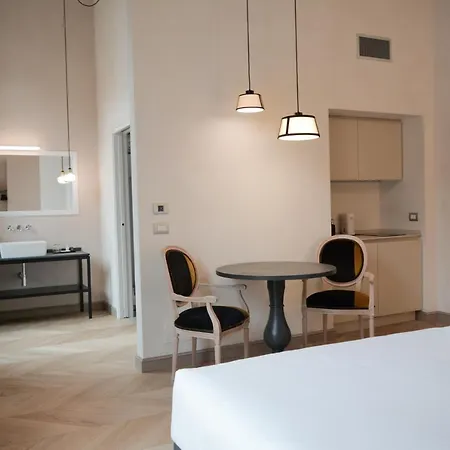 Opera35 Suite&studio Hotel 4*